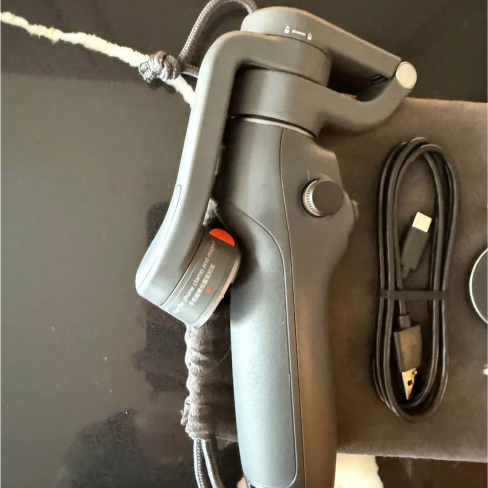 DJI OM4 (Osmo mobile 4) Black Handheld Gimbal Stabilizer